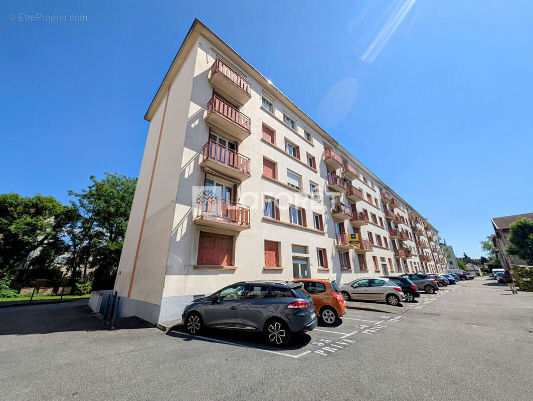 Appartement Grenoble 4 pièce(s) 65.42 m2 - photo 2