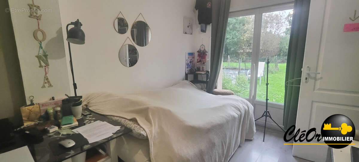 Maison à PIERRE-DE-BRESSE