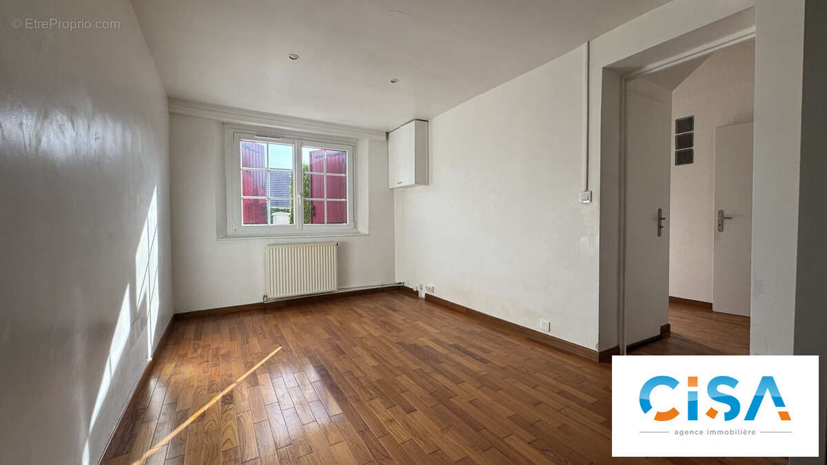 Maison à PONT-SAINTE-MAXENCE