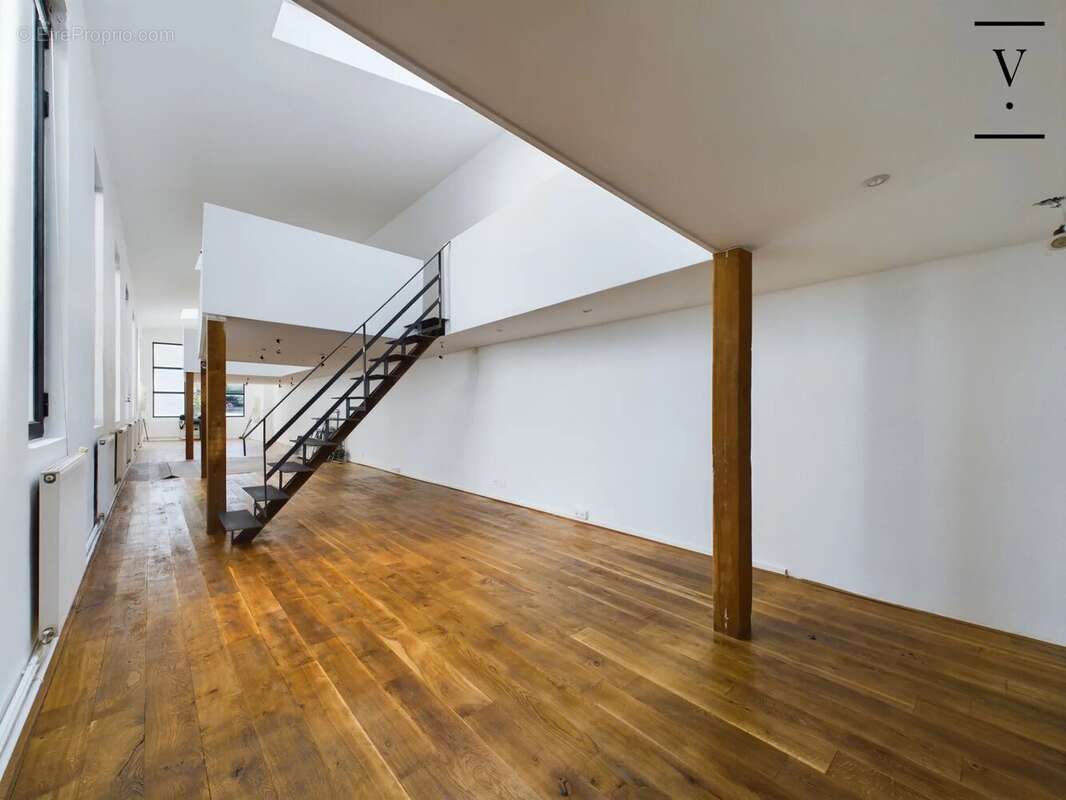 Appartement à PARIS-20E