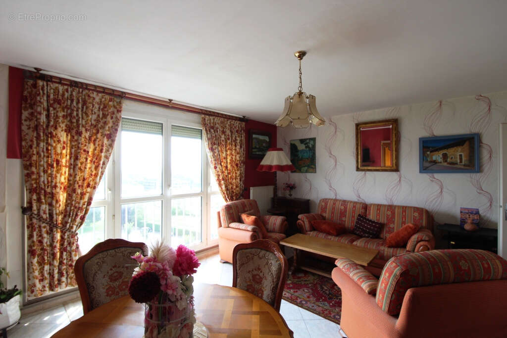 Appartement à LAXOU