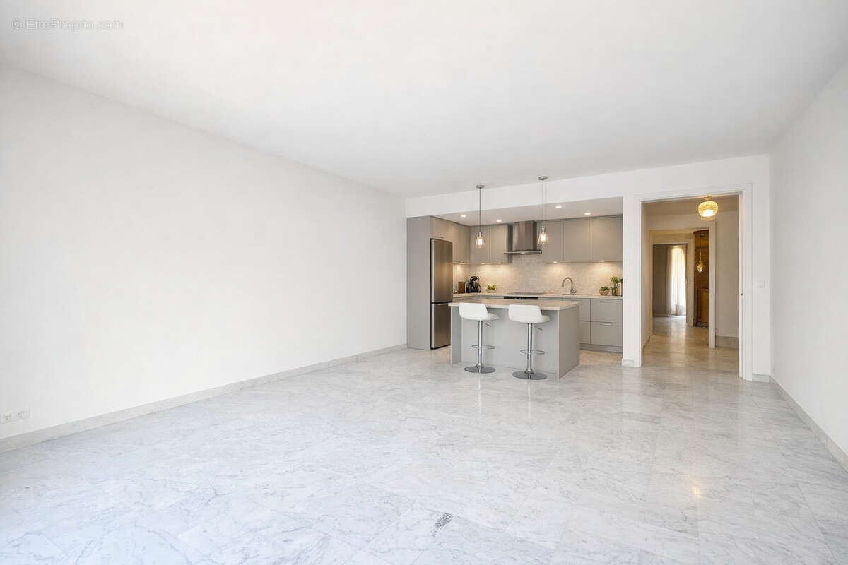 Appartement à LE CANNET