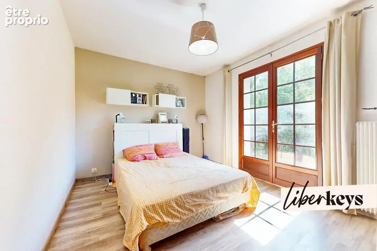 Maison familiale de caractère – 145 m² habitables – 5 chambres – Terrain de 2 690 m² – L'Albenc - photo 5