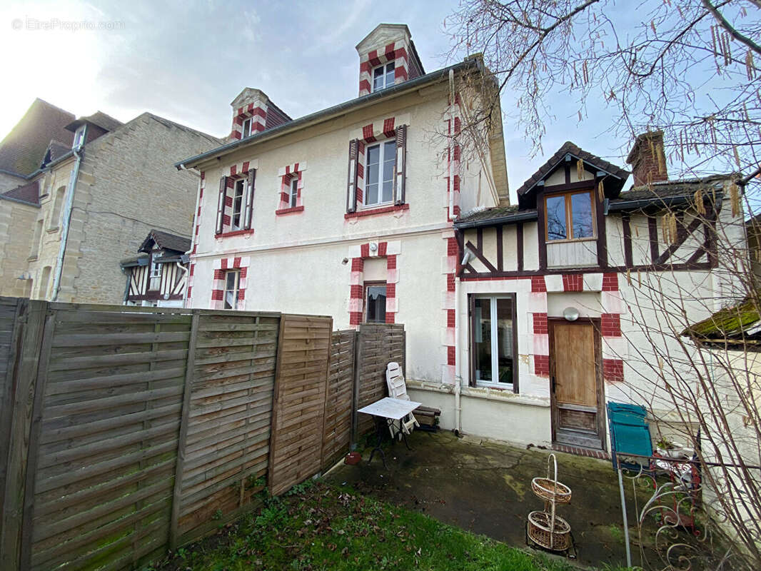 Appartement à OUISTREHAM