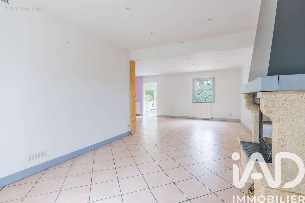 Photo 3 - Maison à FLEURY-MEROGIS