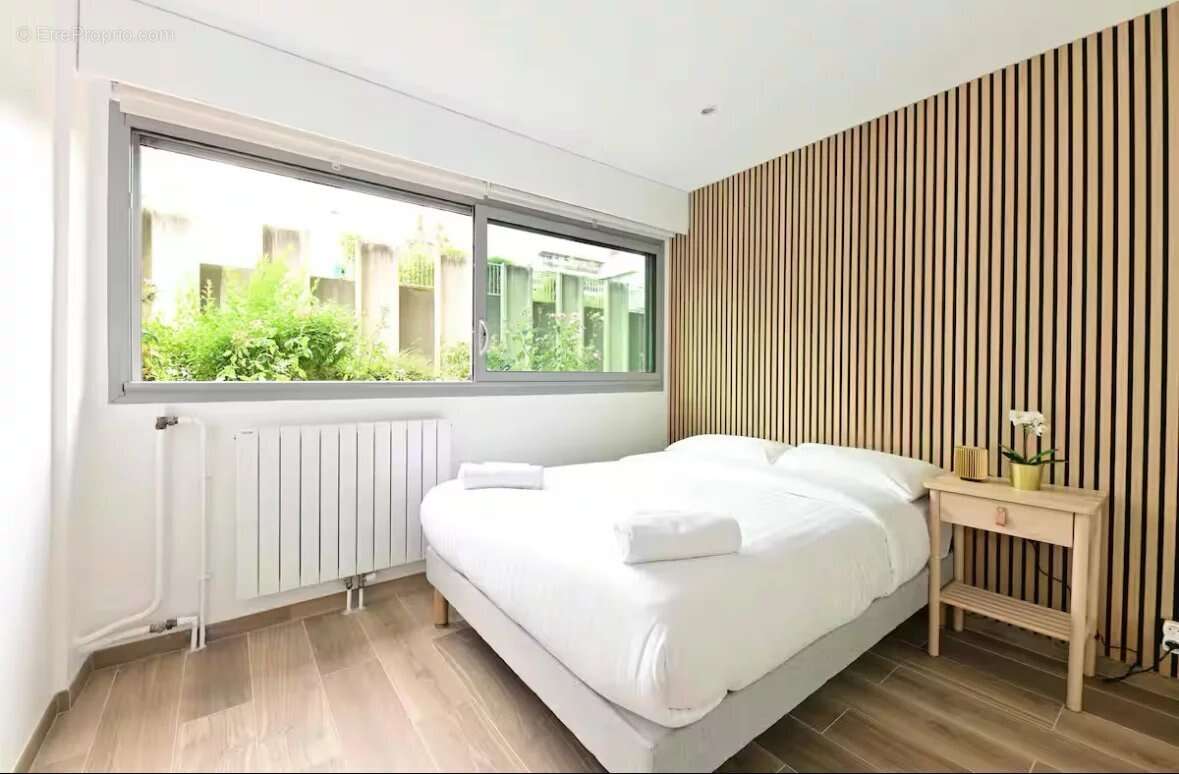 Commerce à PARIS-15E