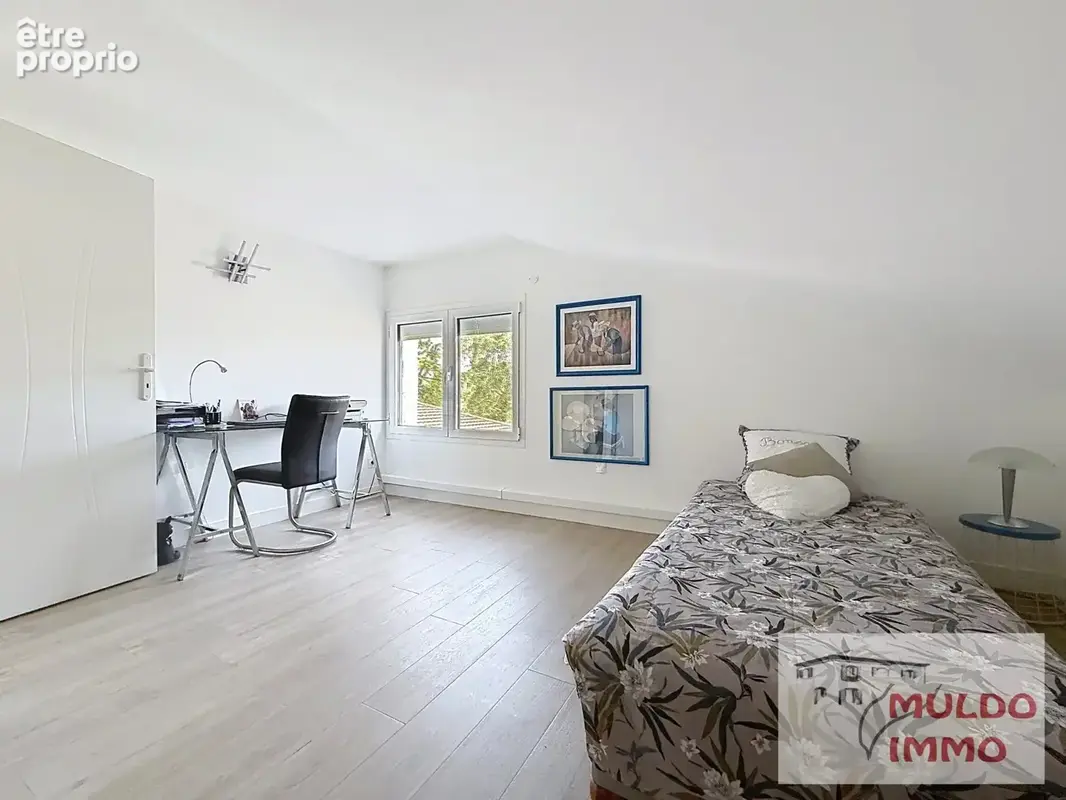 Villa de 147 m² sur terrain de 1 360 m² - photo 12