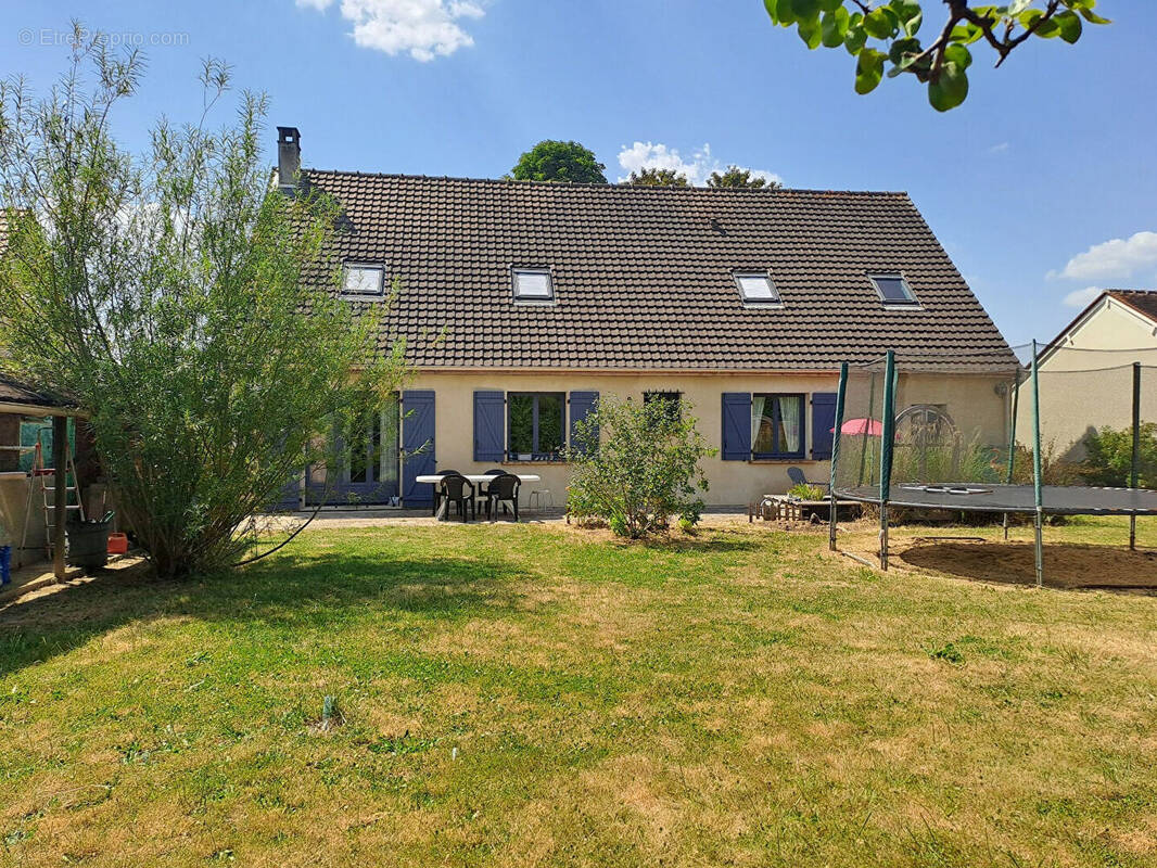 Maison à RAMBOUILLET
