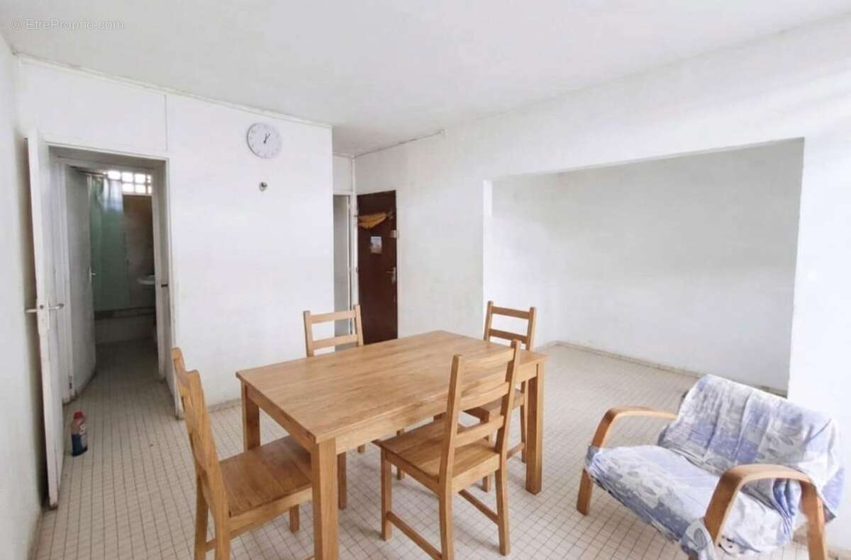 Appartement à LES ABYMES