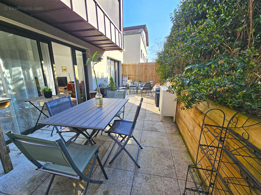 Appartement à TASSIN-LA-DEMI-LUNE