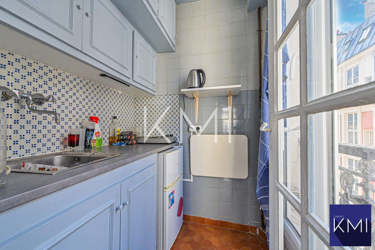 Appartement à PARIS-11E