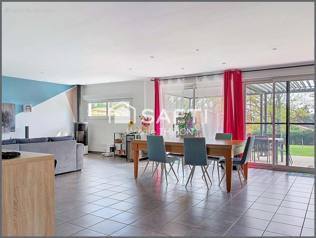 Photo 4 - Maison à SAINT-SAVIN