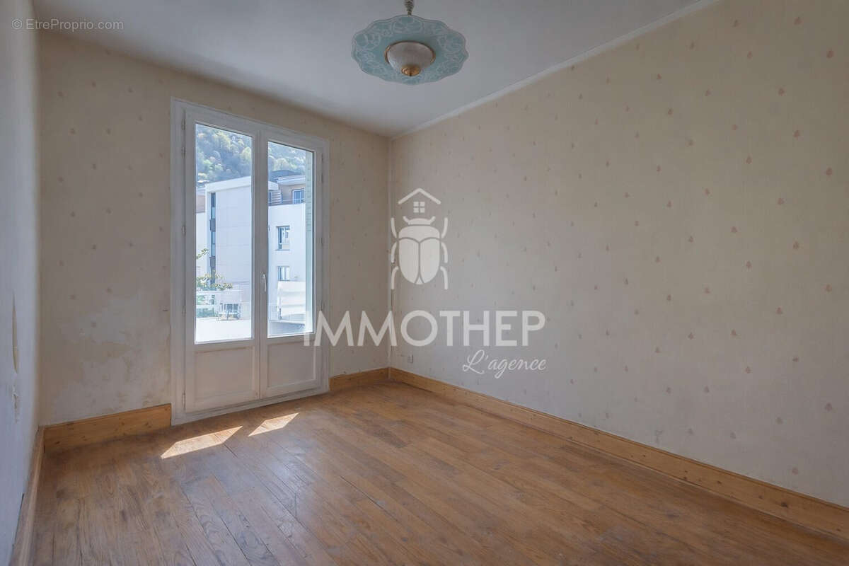 Appartement à DOMENE