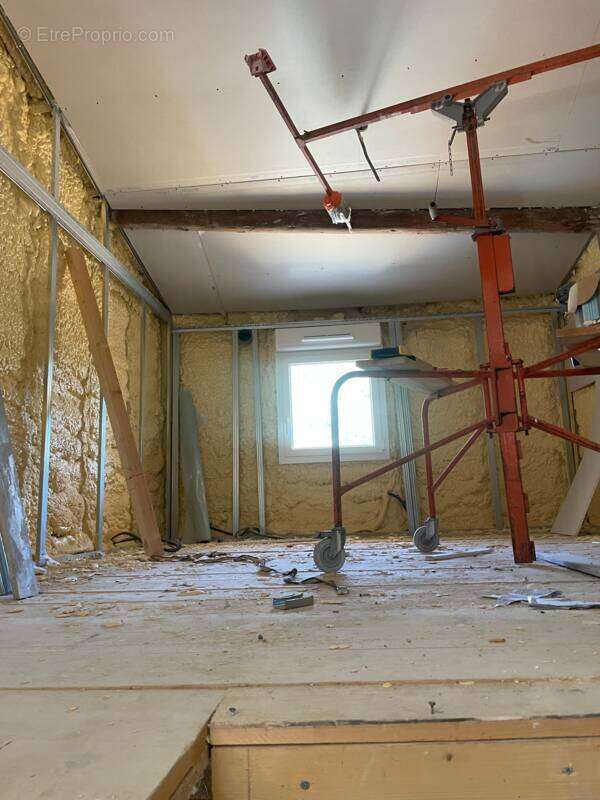 Maison de village 54 m2 à terminer, sise à 04290 Volonne - photo 9