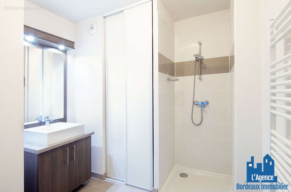 Appartement à BASSENS