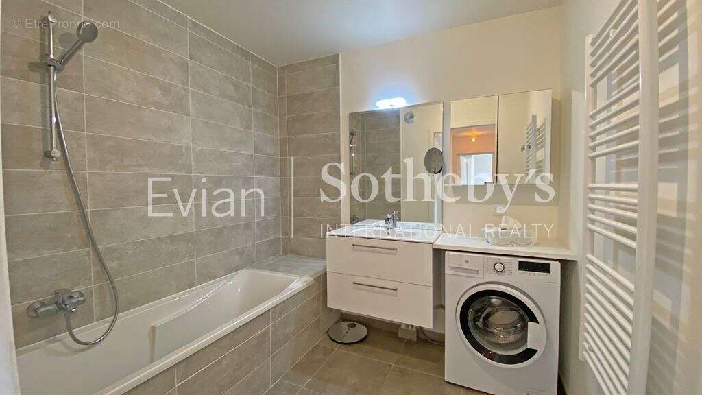 Appartement à EVIAN-LES-BAINS