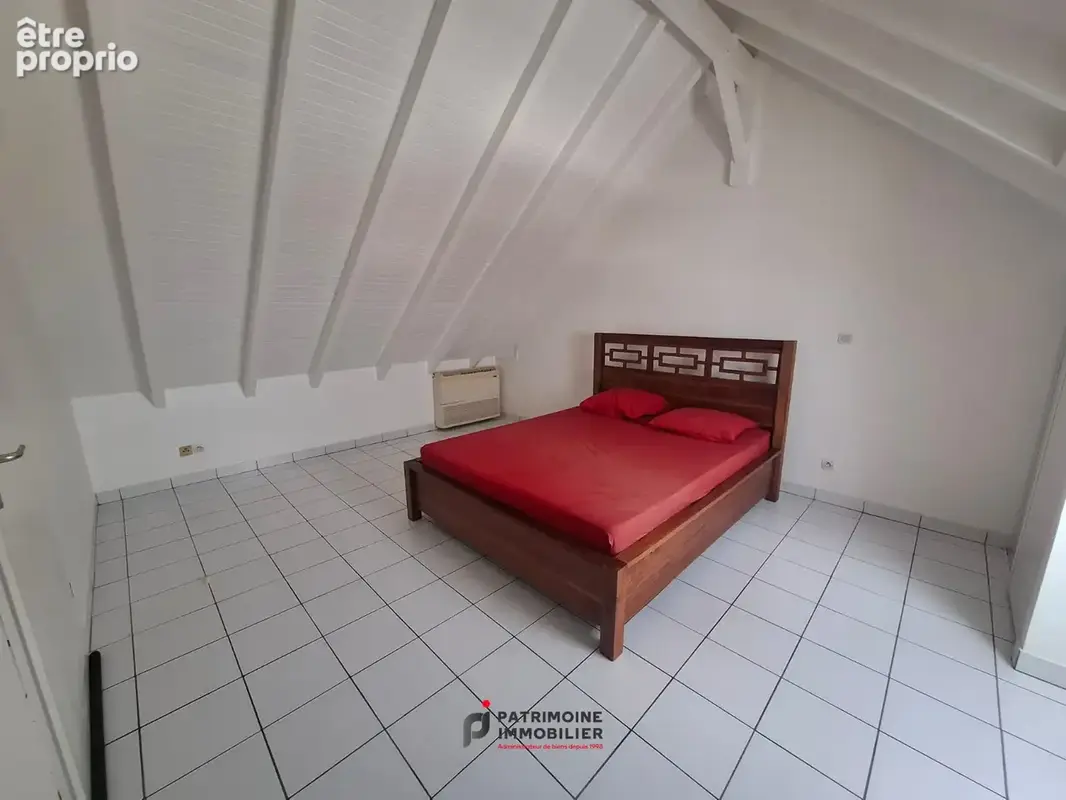 À VENDRE   Appartement avec superbe vue sur la Marina de Rivière-Sens - photo 7