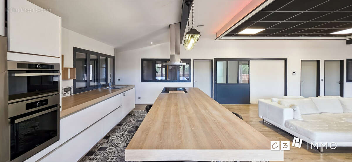 Appartement à MAUZAC