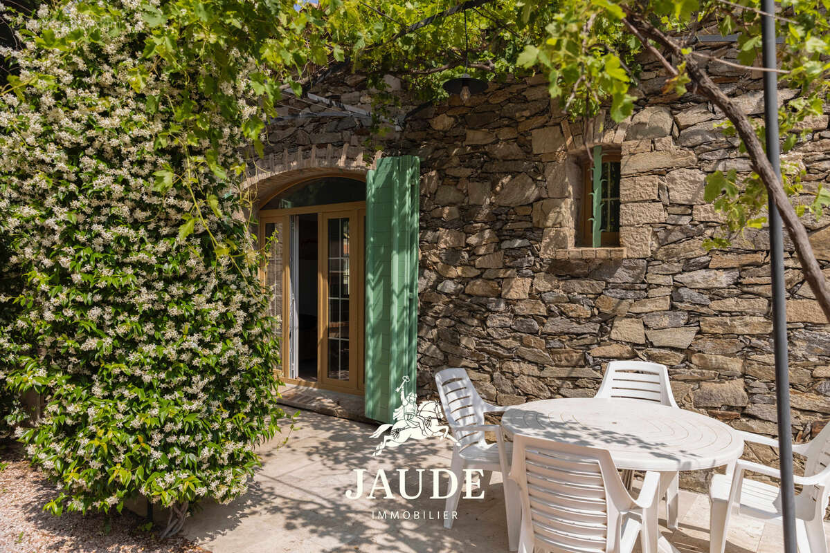 Maison à LA GARDE-FREINET