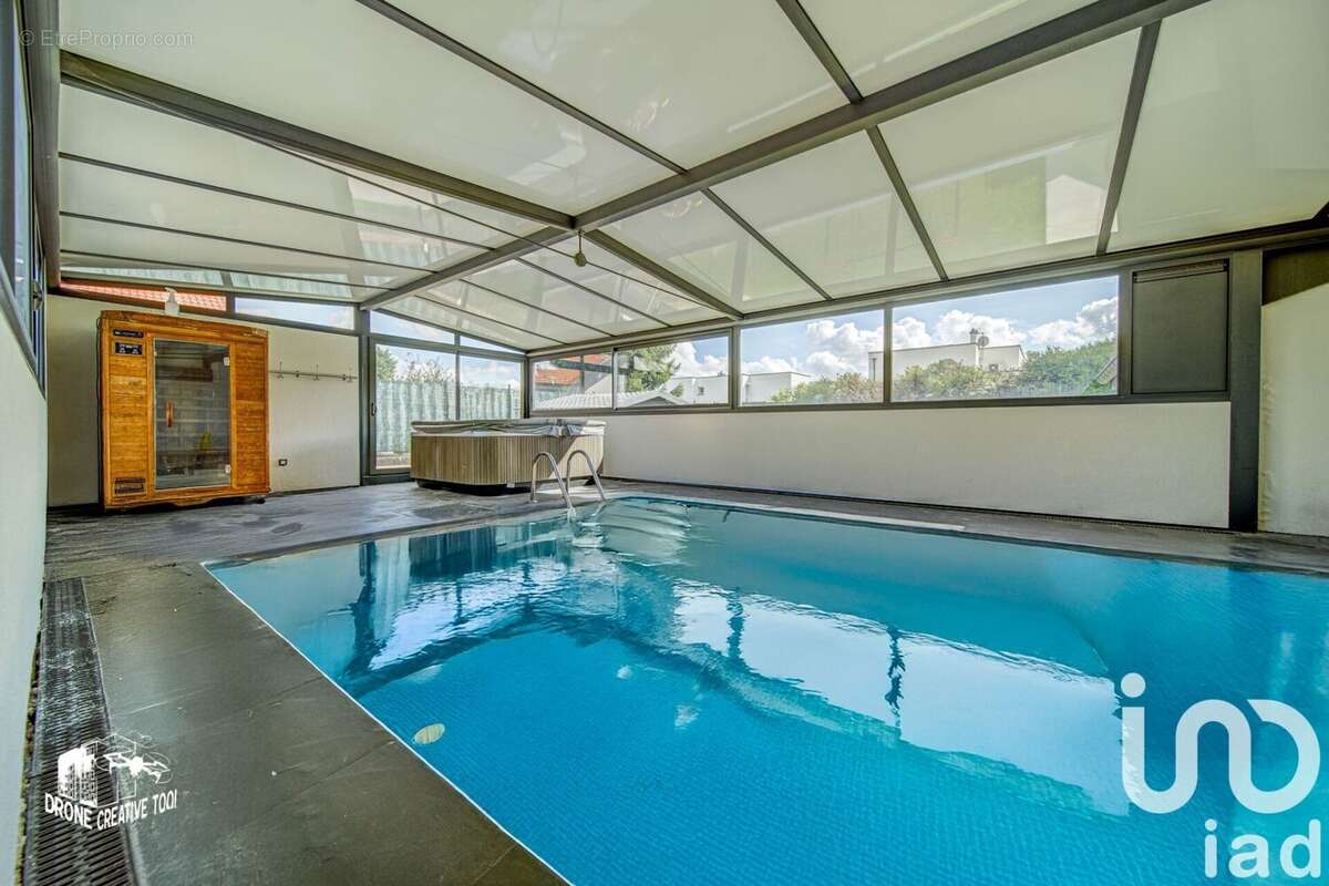 Photo 4 - Maison à MARLY