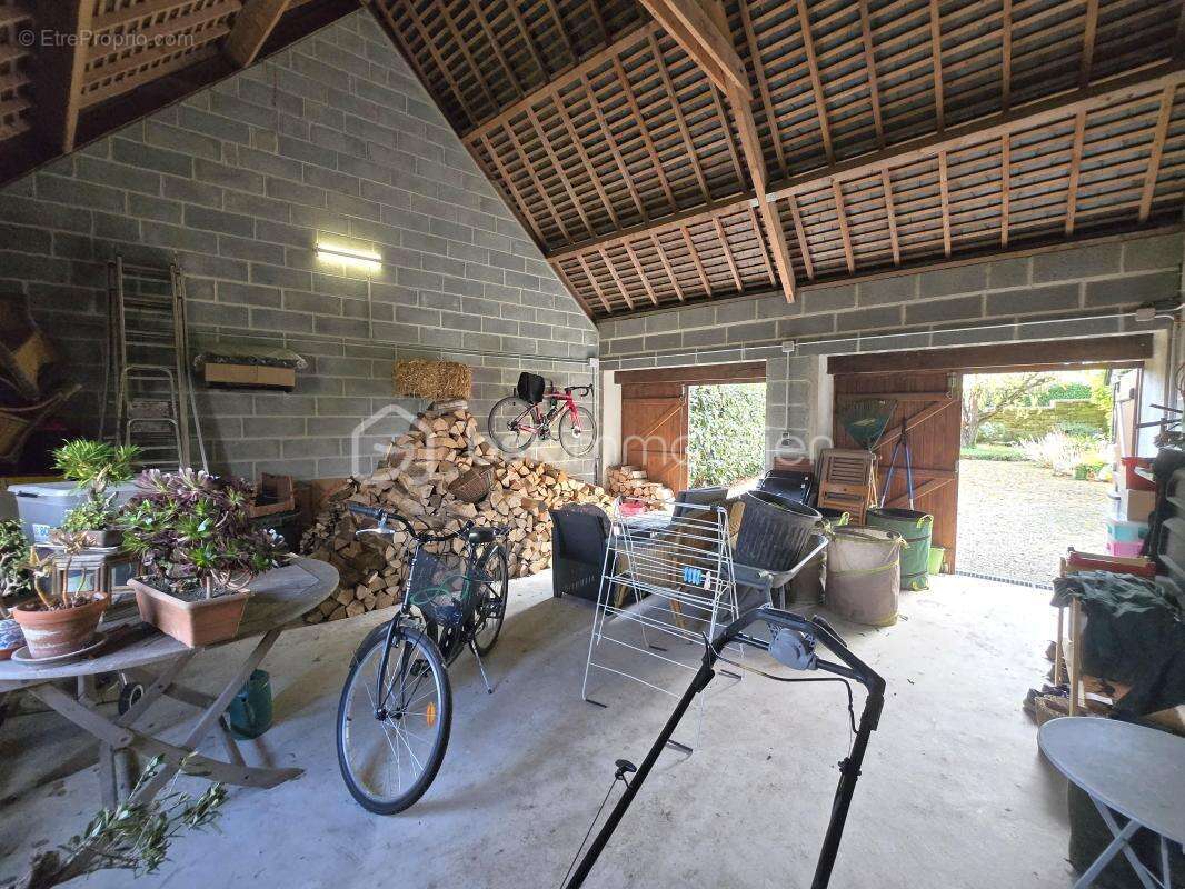 Maison de caractère - Volume, élégance et charme authentique - 182 m² - photo 23