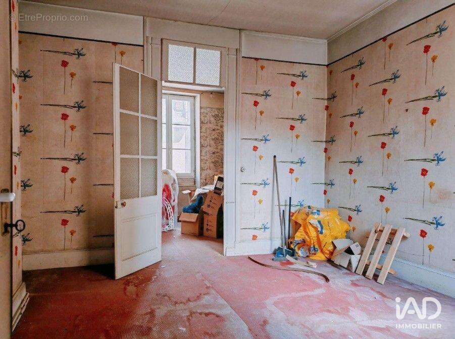 Photo 8 - Commerce à LA CHARITE-SUR-LOIRE