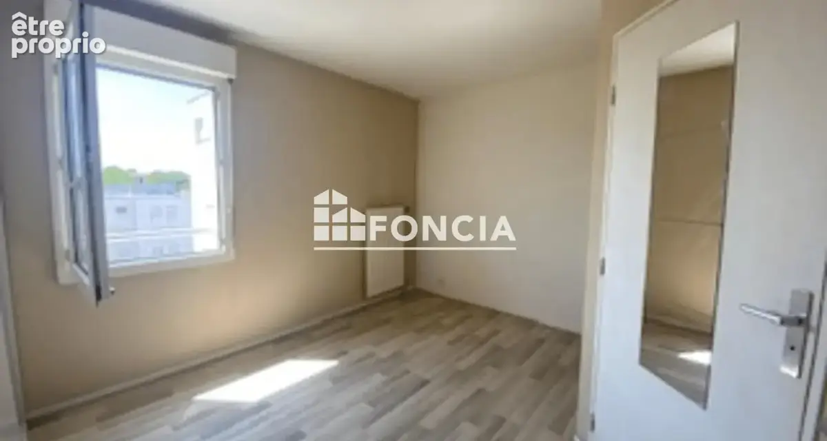 À vendre –  Quai de seine Charmant 2 pièces avec balcon et parking - photo 6