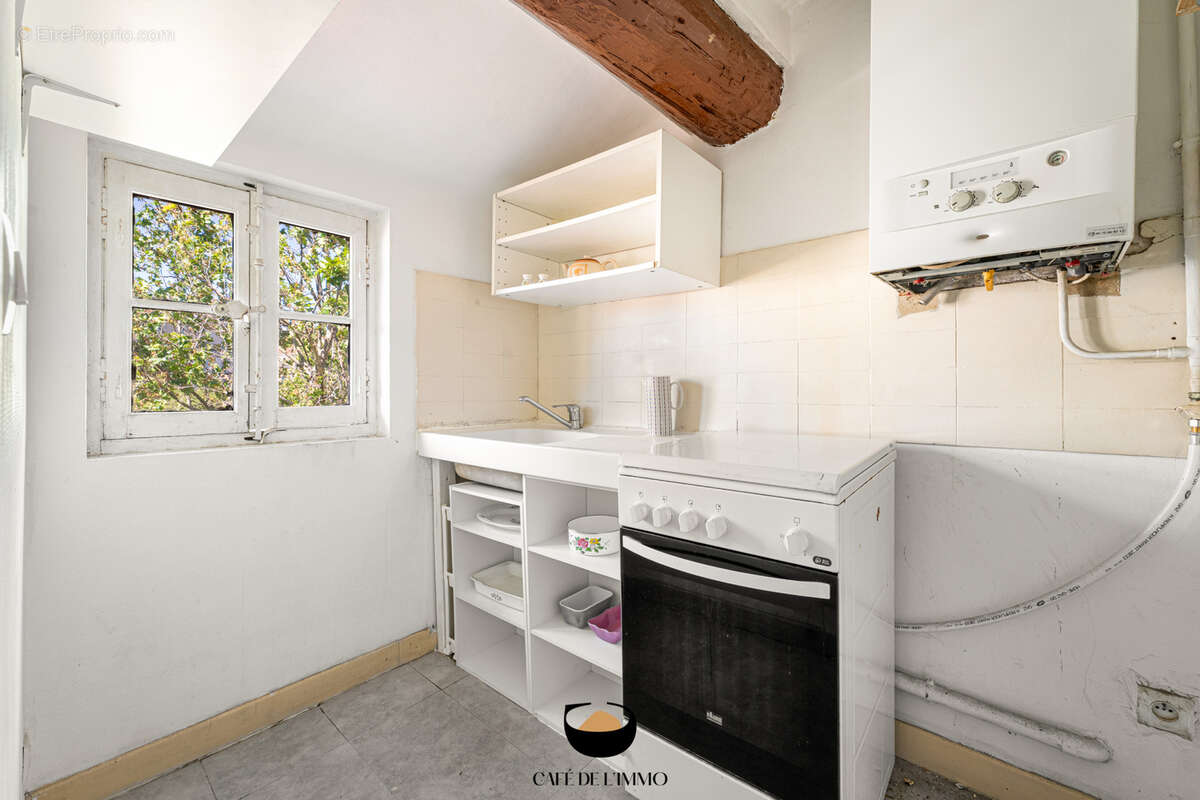 Appartement à MARSEILLE-1E