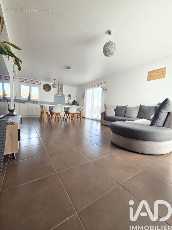 Photo 5 - Maison à PIA