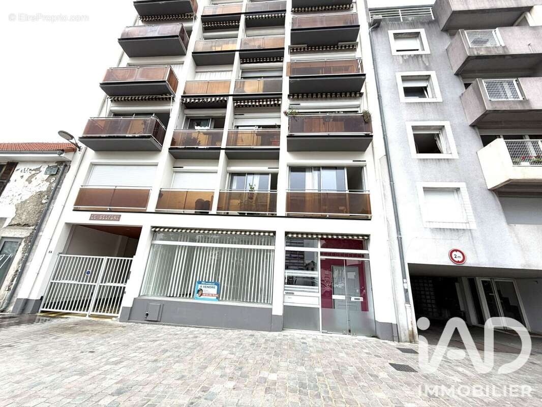 Commerce 78 m² à Tarbes  - photo 2