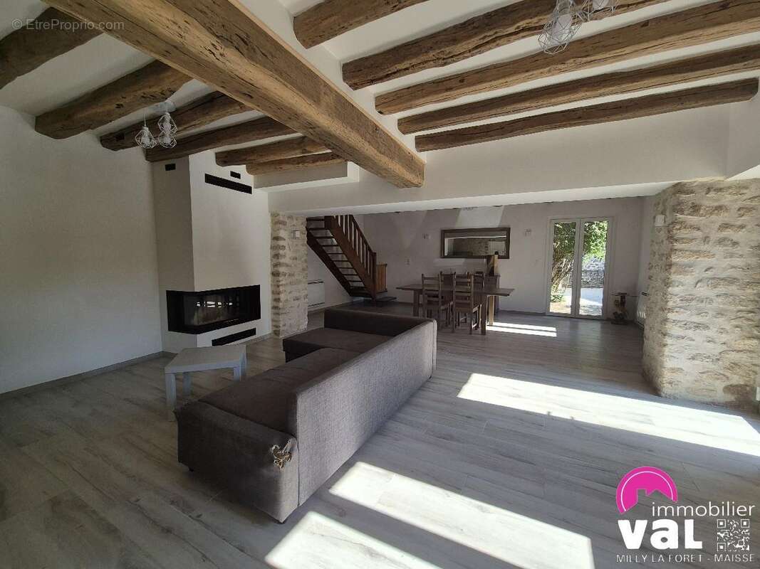 Maison 137 m² à La Ferte-Alais  - photo 8