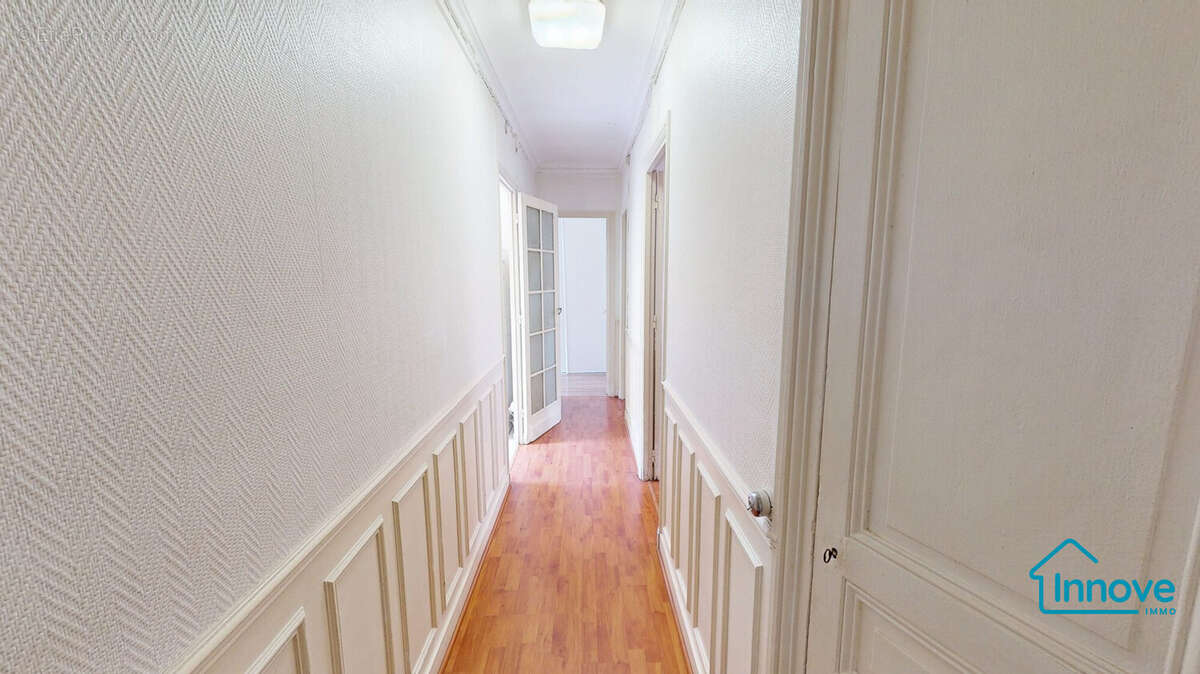Appartement à PARIS-14E