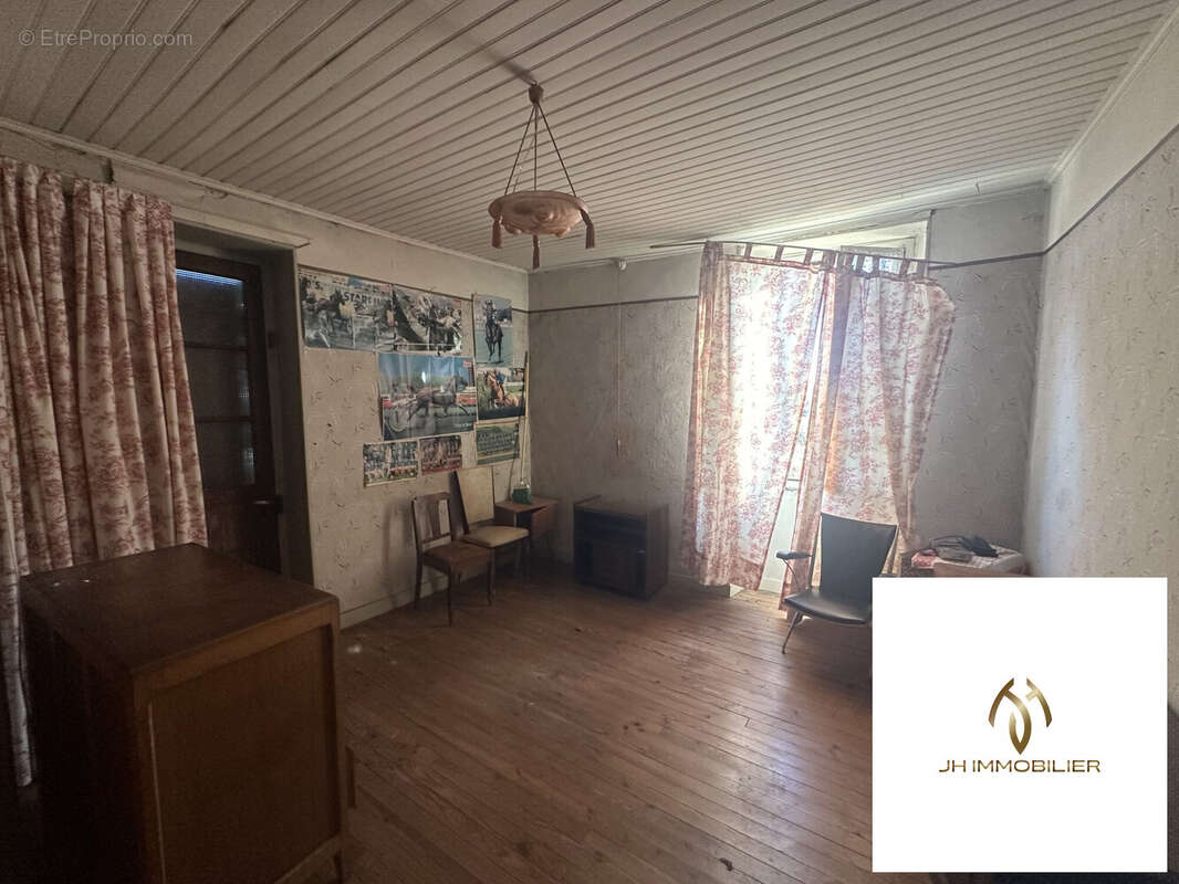 Maison à DURAVEL