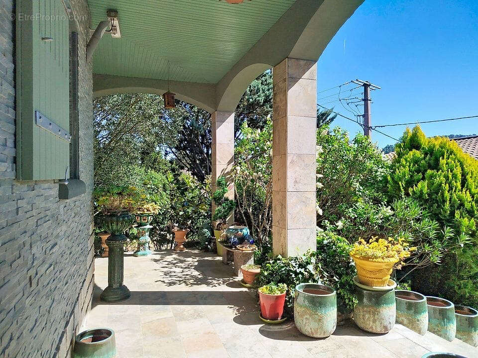 Maison à BRUE-AURIAC