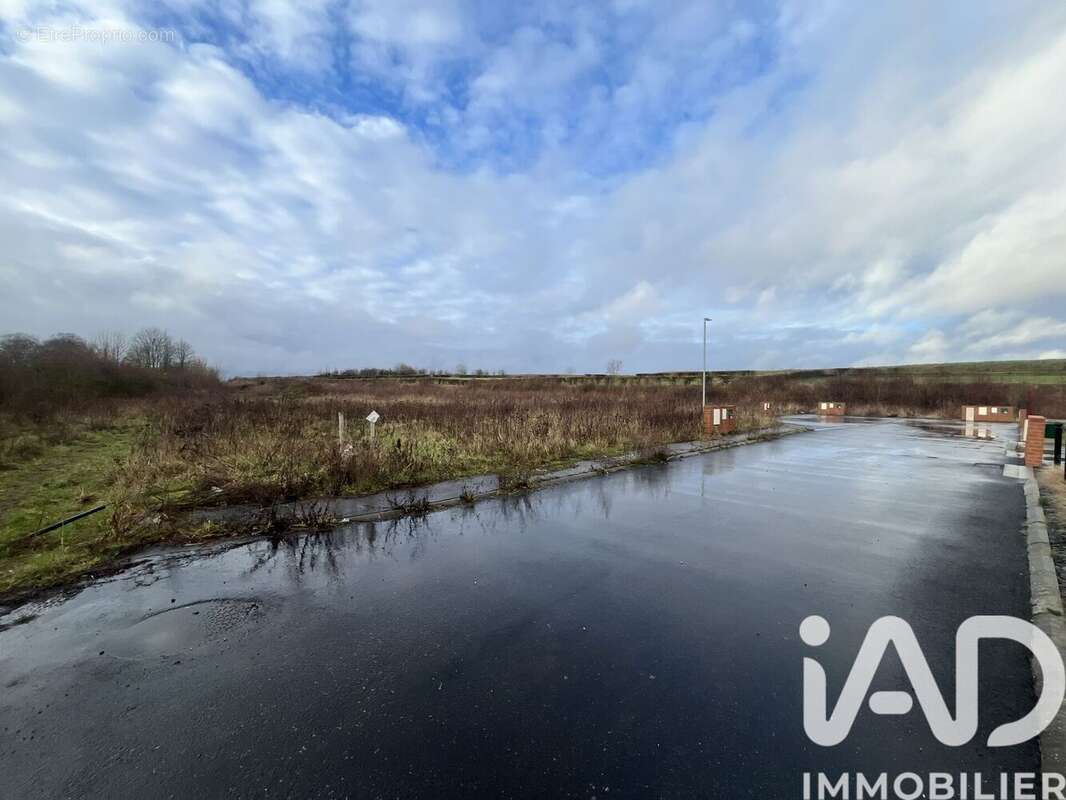 Photo 7 - Terrain à NEUVILLY