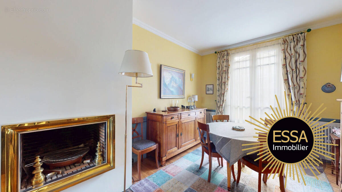 Maison à ROCQUENCOURT