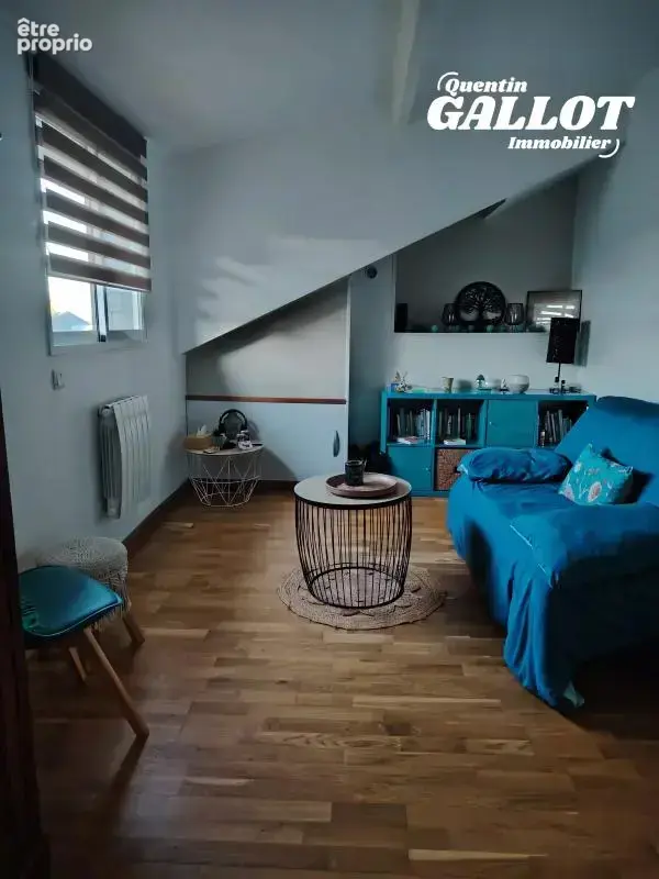 Charmante longère en pierre et sa dépendance – emplacement privilégié au cœur de ploeren 546 000 € fai  187 m²  7 pièces  4 cham - photo 6