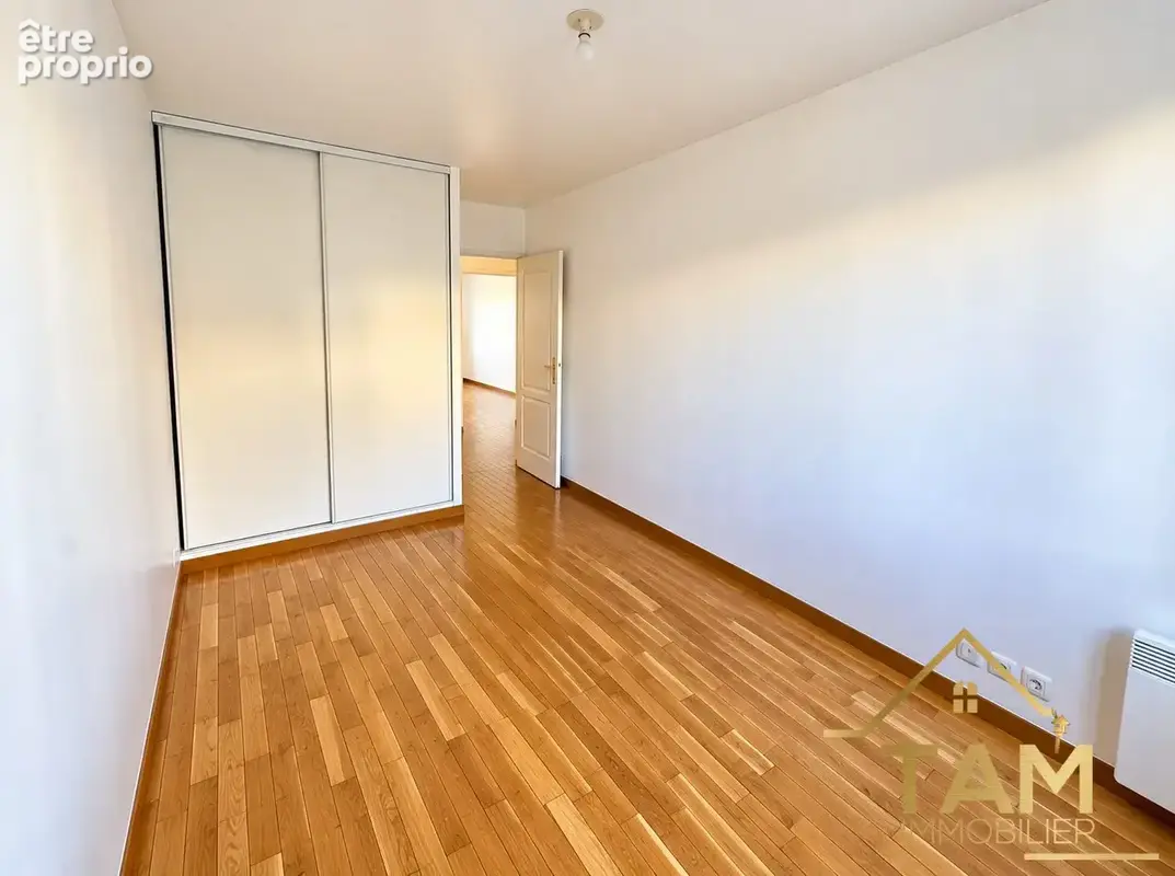 Appartement 3 pièces 71 m² à vendre à Saint-Cyr-L'ecole (78210) - photo 6
