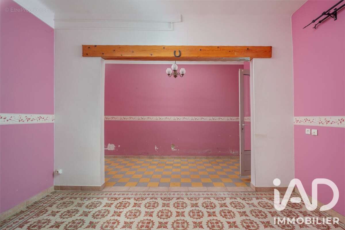 Photo 9 - Maison à SENAS