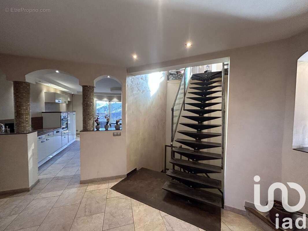 Photo 2 - Maison à SAINT-JEAN-DE-VEDAS