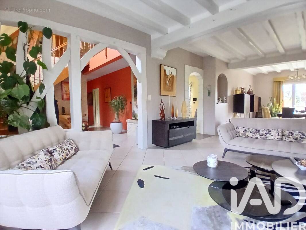 Photo 1 - Maison à CHINON