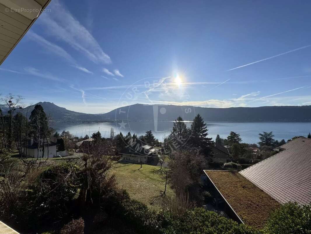 Maison à VEYRIER-DU-LAC