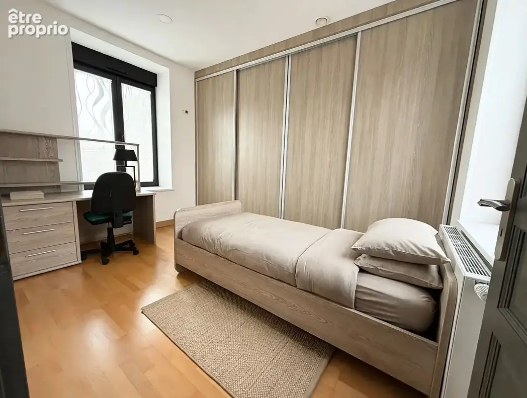Maison de 205 m² entièrement rénovée- 5 chambres- bureau-patio-jardin ? Quesnoy-sur-Deûle - photo 9