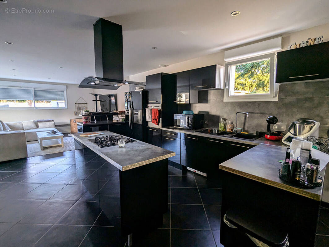 Maison à LA GUERCHE-SUR-L&#039;AUBOIS