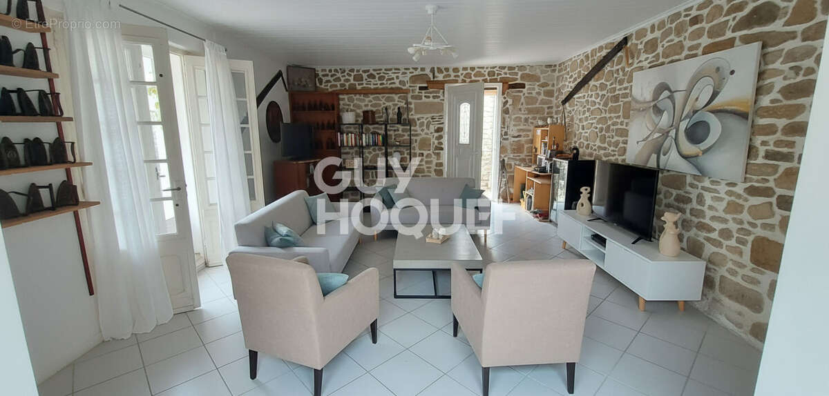 Maison de centre Bourg - photo 2