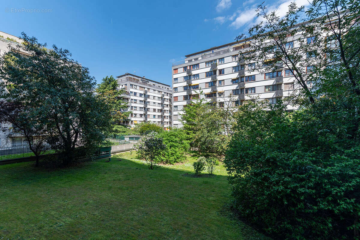 Appartement à PARIS-12E