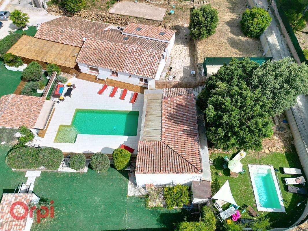 Maison à LA CADIERE-D'AZUR