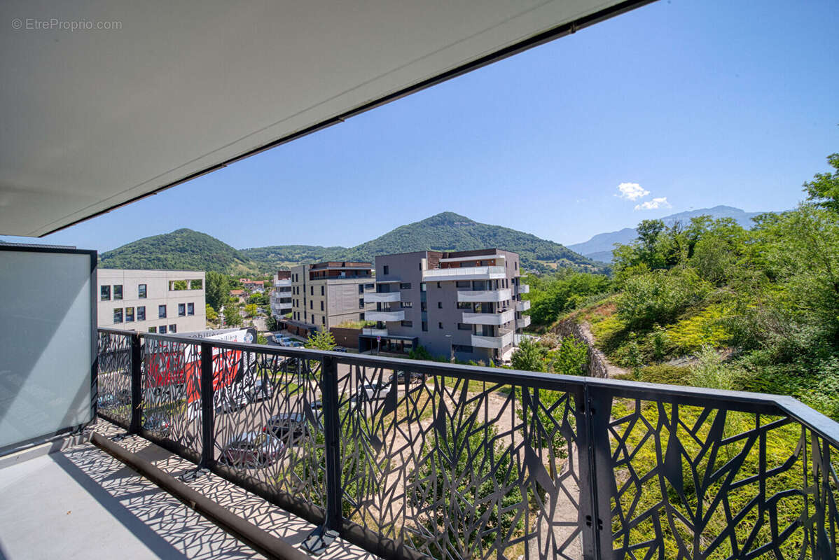 Appartement à VOIRON