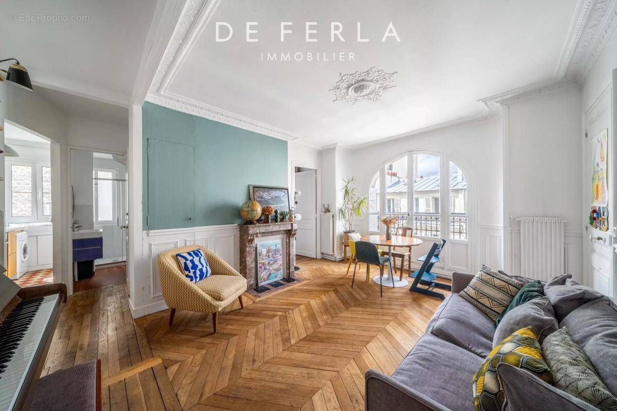 Appartement à PARIS-14E
