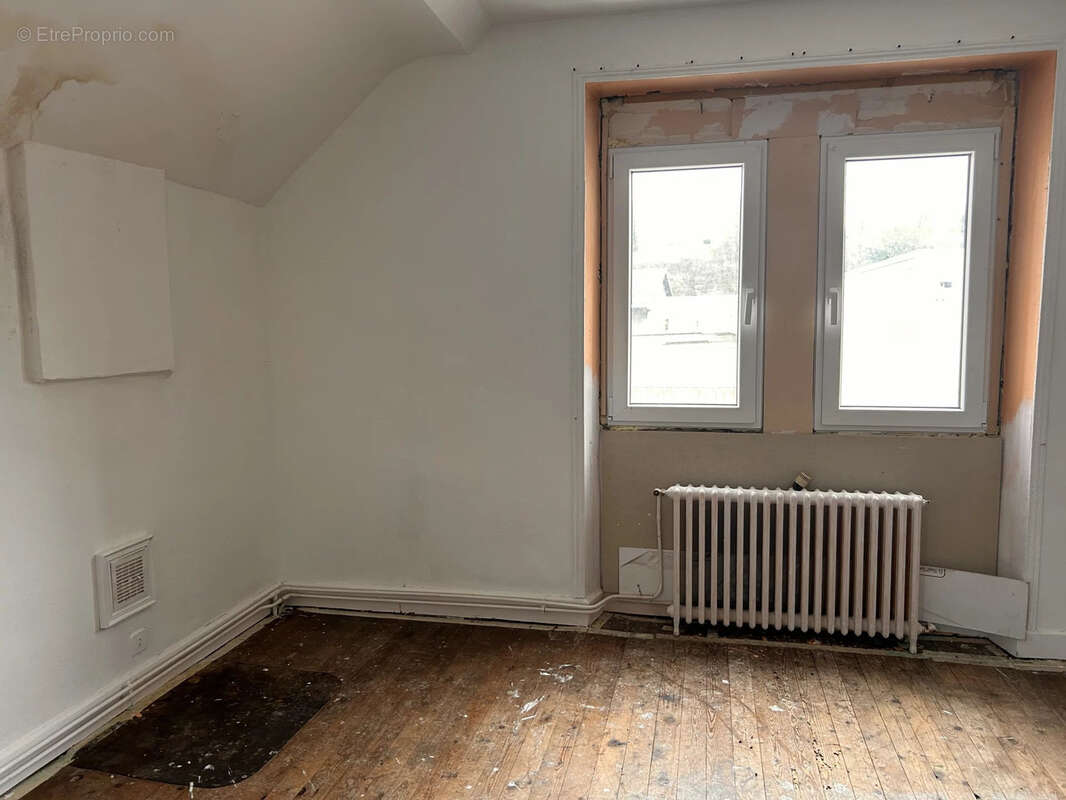 Maison à ARGENTON-SUR-CREUSE